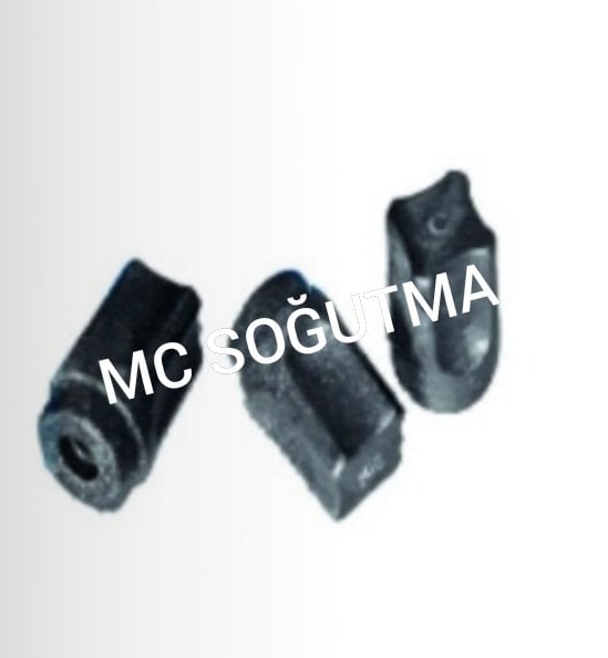 MUSLUK KAFASI KOMBİ DÜĞMESİ YARIM AY GENİŞ YUVA