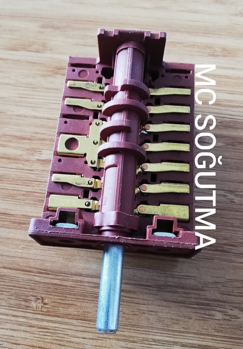 KOMUTATÖR SOL 2-1-3-1-1 SAĞ 2-1-1-1-1-1-1 828